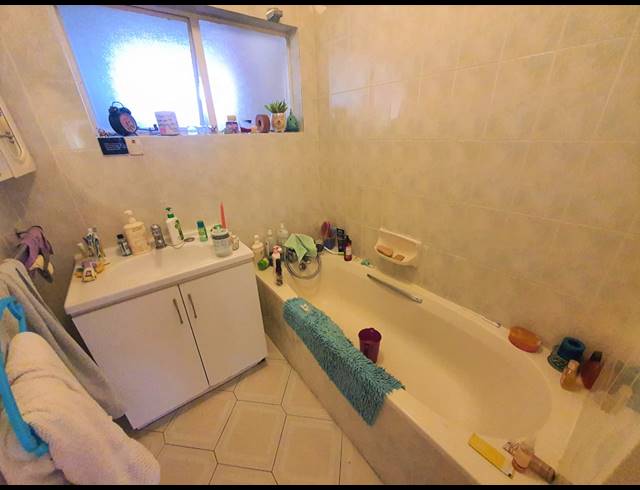 3 BEDROOM APARTMENT RENTED IN OOSTERSEE